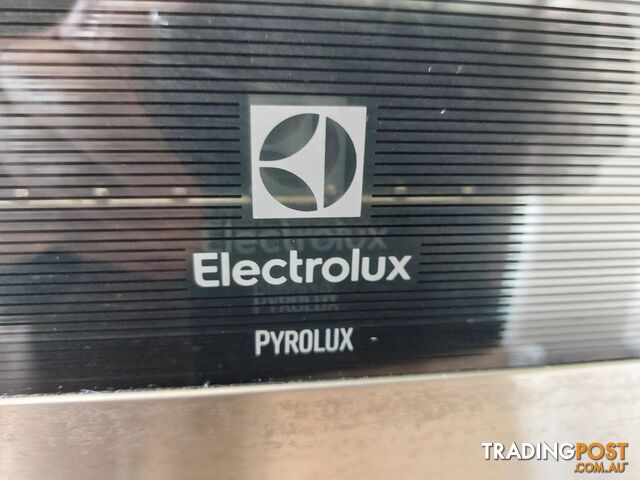 Electrolux Pyroclean Oven