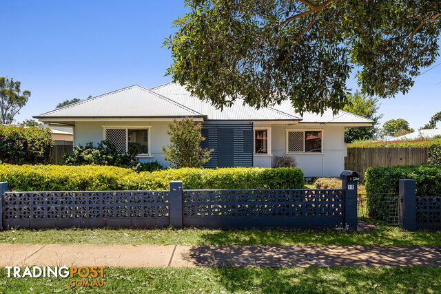 19 Warwick Street HARRISTOWN QLD 4350