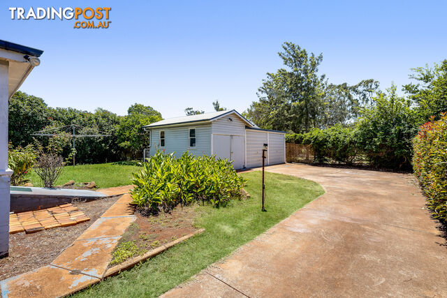 19 Warwick Street HARRISTOWN QLD 4350