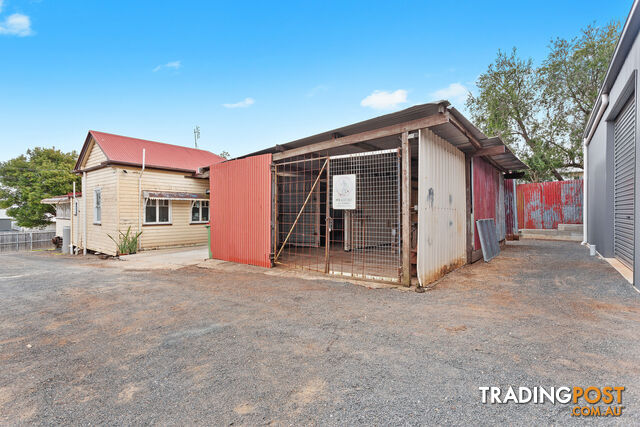 16 Gordon Street NORTH TOOWOOMBA QLD 4350