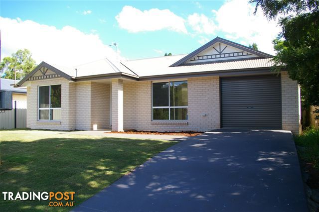 10 Chopin Street ROCKVILLE QLD 4350