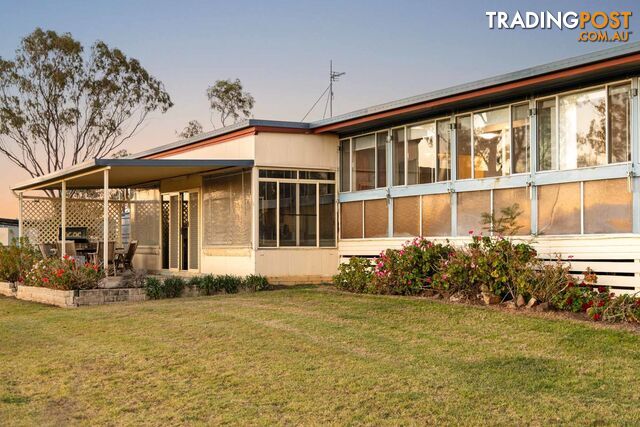 34 Lipp Road EAST GREENMOUNT QLD 4359