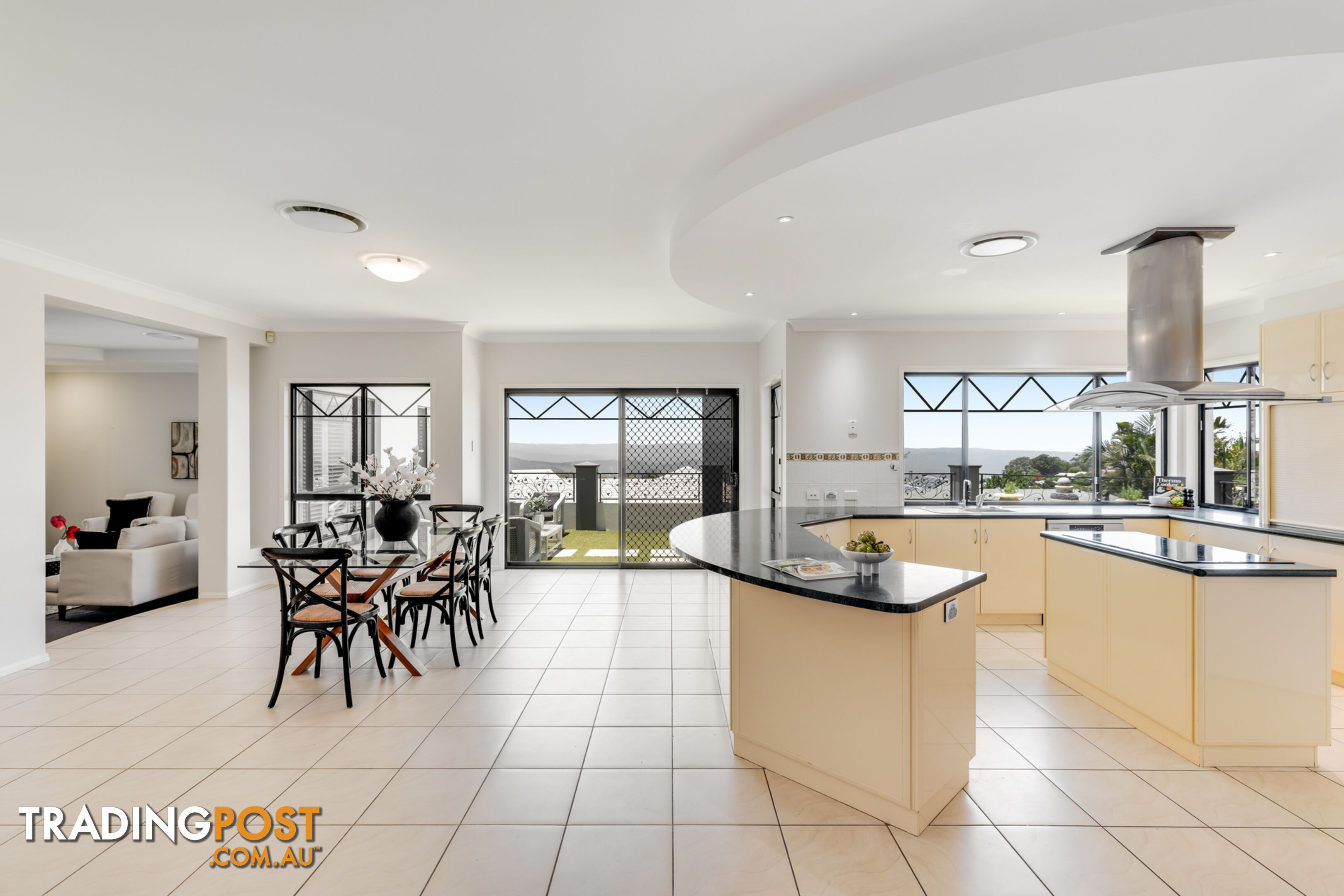 43 Windemere Terrace MOUNT LOFTY QLD 4350