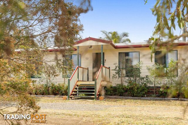 11 Neville Street MERINGANDAN WEST QLD 4352