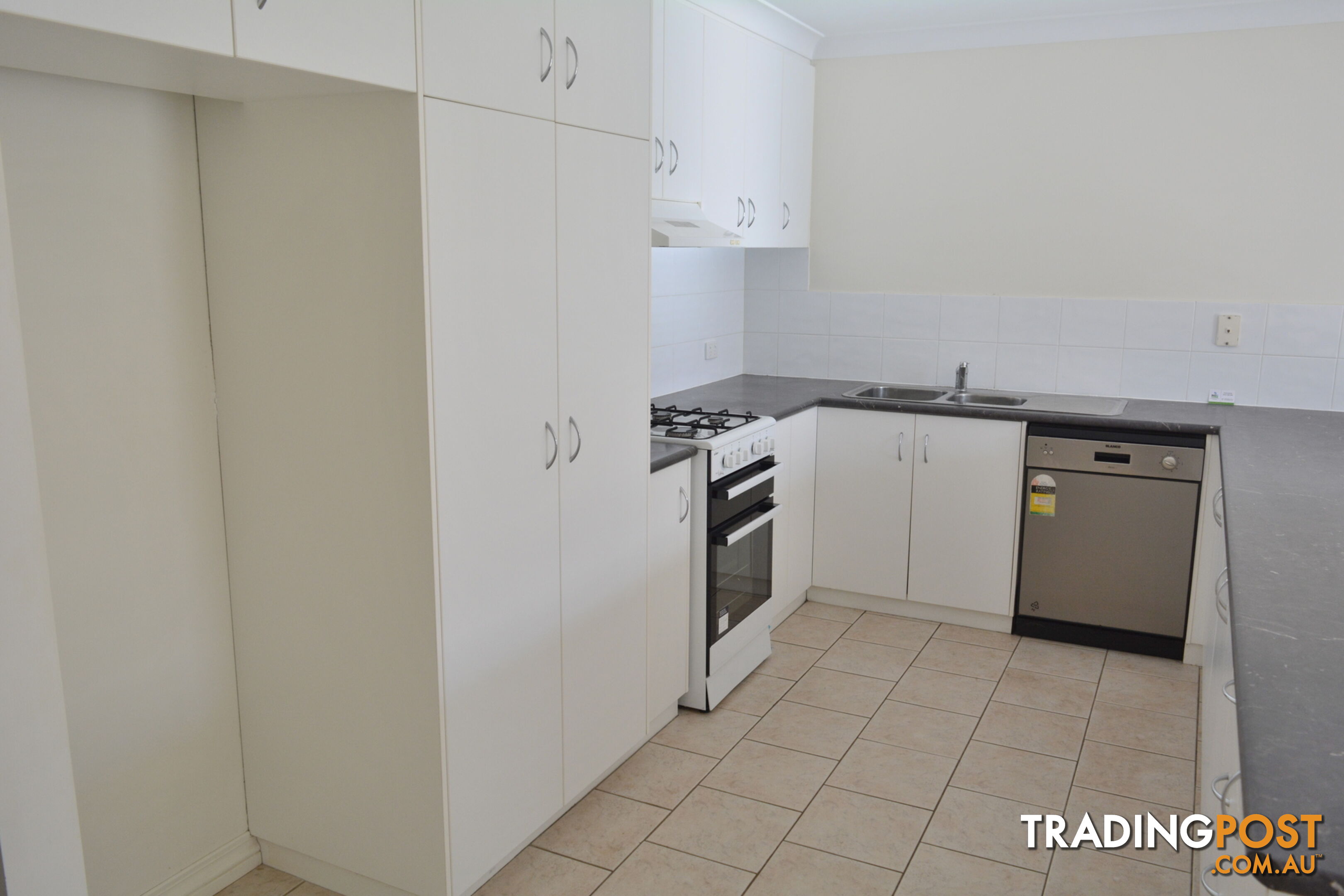 1/12 Uniplaza Court KEARNEYS SPRING QLD 4350