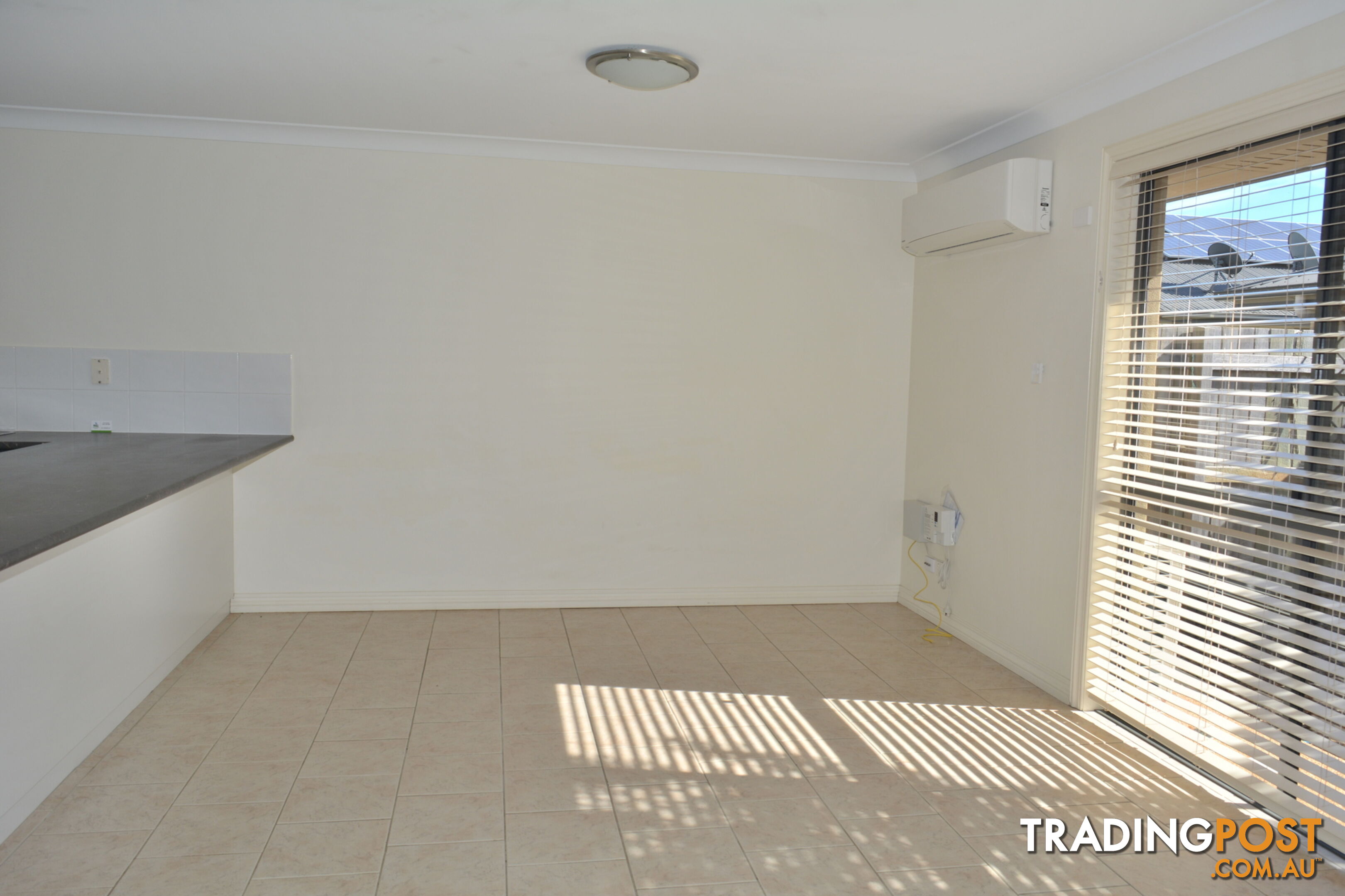 1/12 Uniplaza Court KEARNEYS SPRING QLD 4350