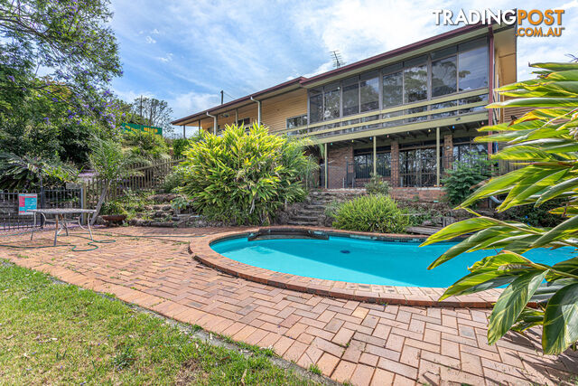 13 Murphys Creek Road BLUE MOUNTAIN HEIGHTS QLD 4350