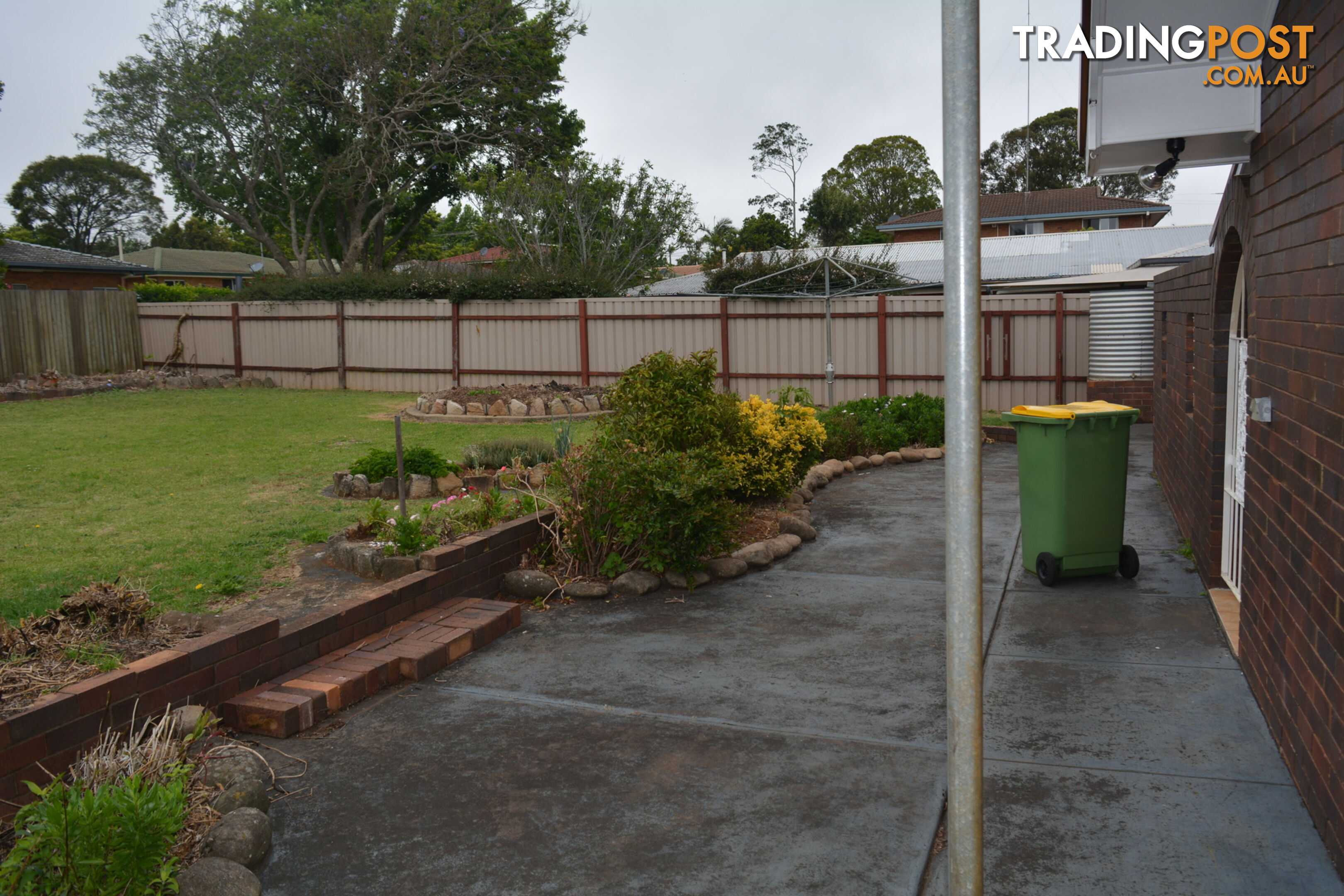 8 Gunn Street KEARNEYS SPRING QLD 4350