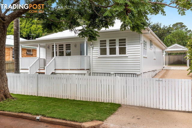 6 Loye Street NORTH TOOWOOMBA QLD 4350
