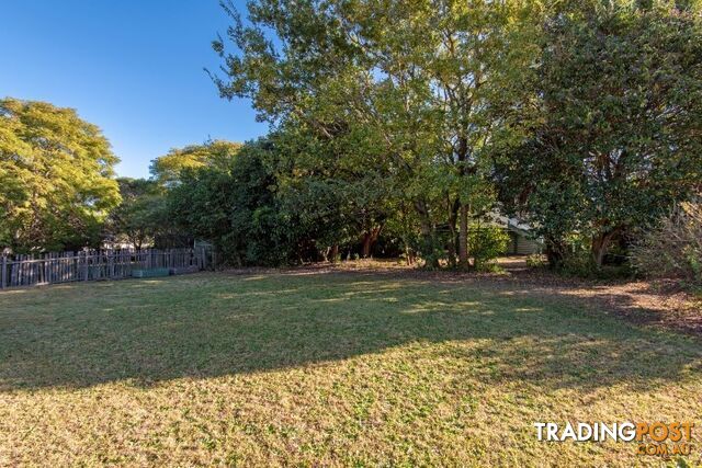 4 Murray Street NORTH TOOWOOMBA QLD 4350