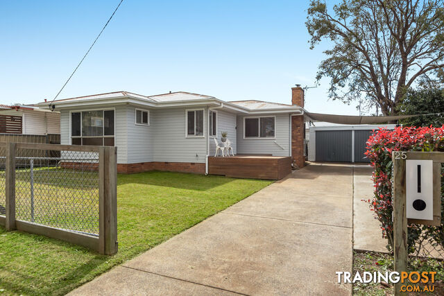 25 Cathro Street ROCKVILLE QLD 4350