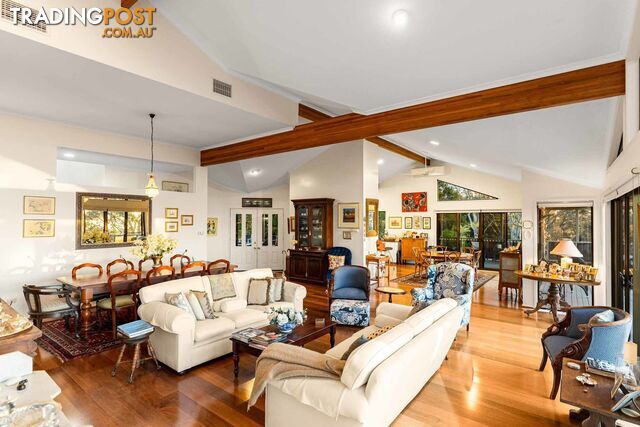 9 Scenic Crescent BLUE MOUNTAIN HEIGHTS QLD 4350 - photo 5 of 24