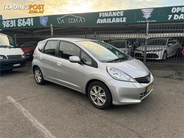 2013 HONDA JAZZ VIBE GE MY12 HATCH