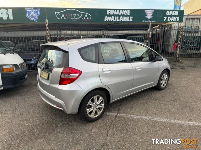 2013 HONDA JAZZ VIBE GE MY12 HATCH