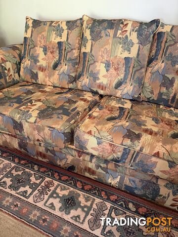 3 seater lounge