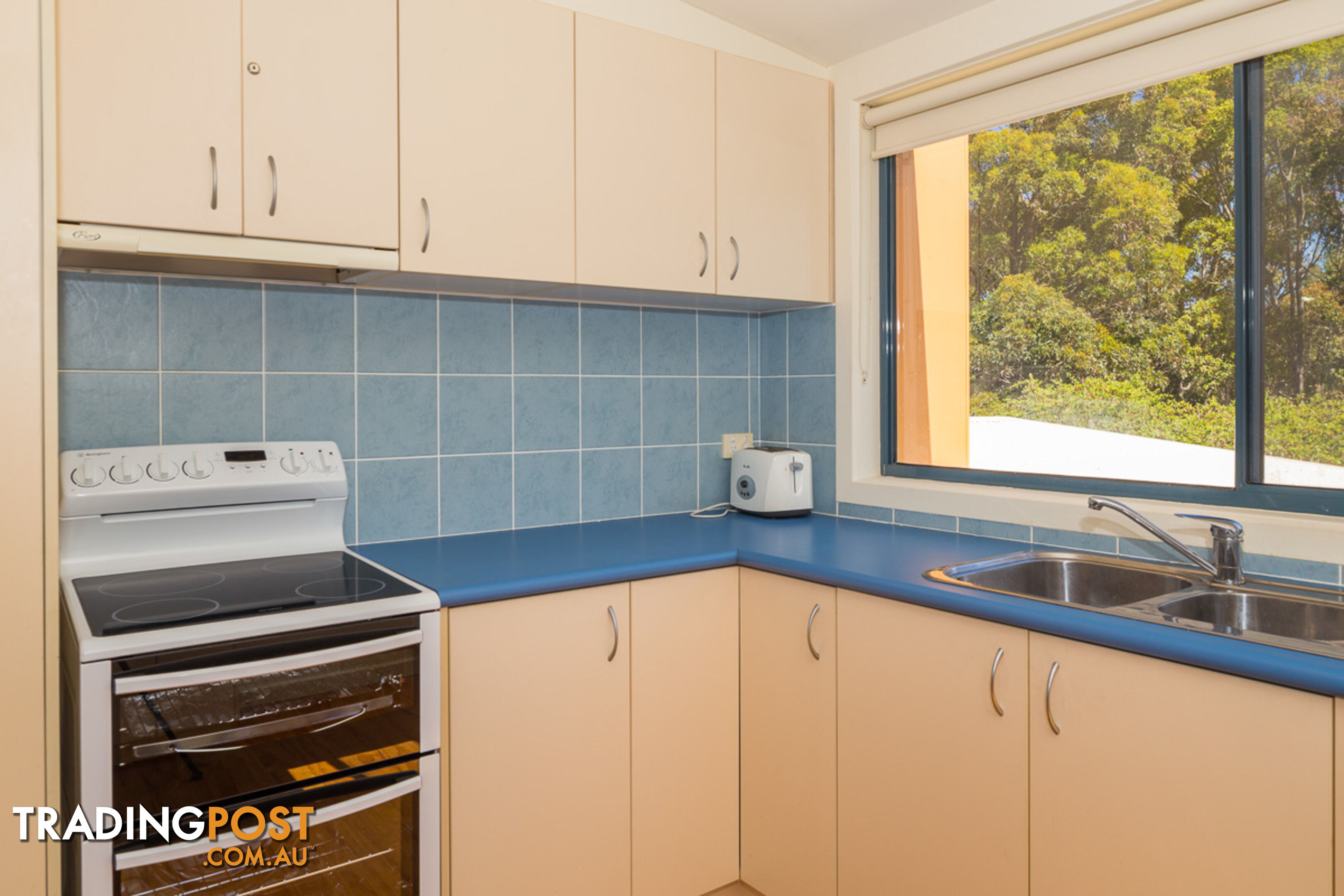 104 Tallawang Ave MALUA BAY NSW 2536