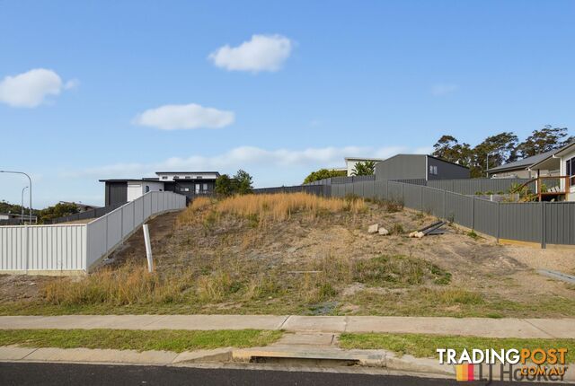 10 McKenzies Crescent MALUA BAY NSW 2536 - photo 2 of 10