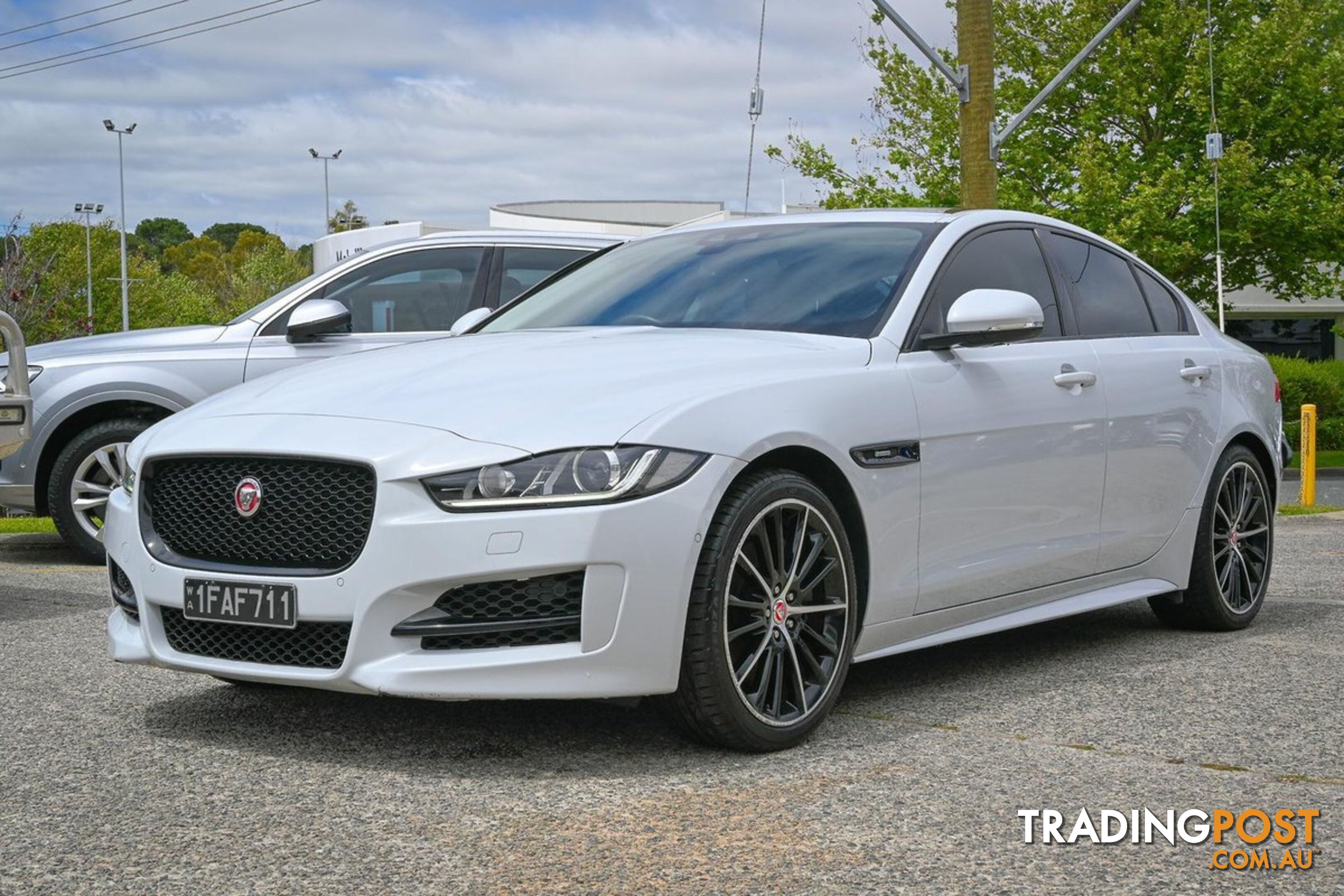 2018 JAGUAR XE 20T-R-SPORT X760-MY18 SEDAN