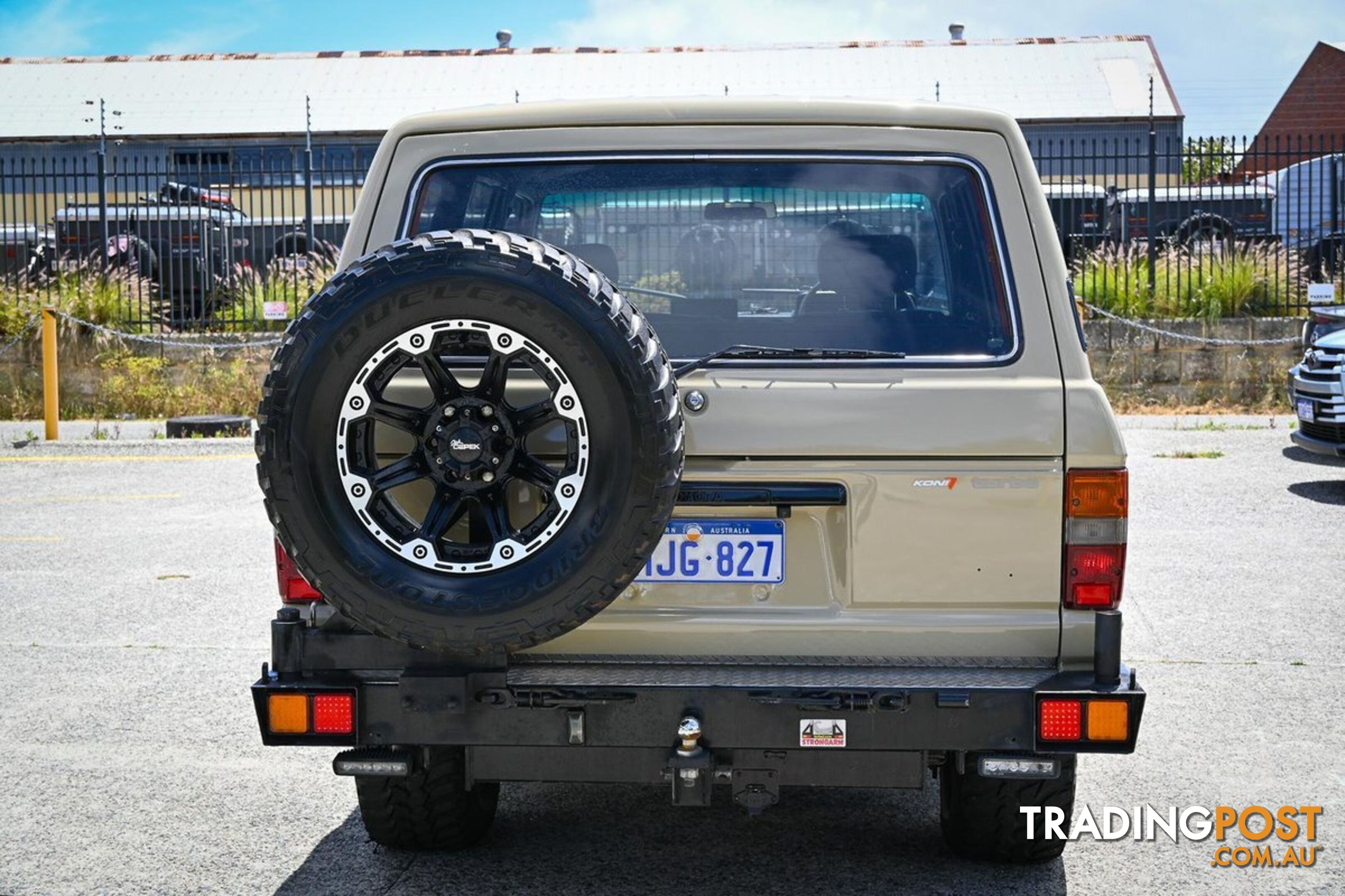 1983 TOYOTA LANDCRUISER DELUXE HJ60 SUV