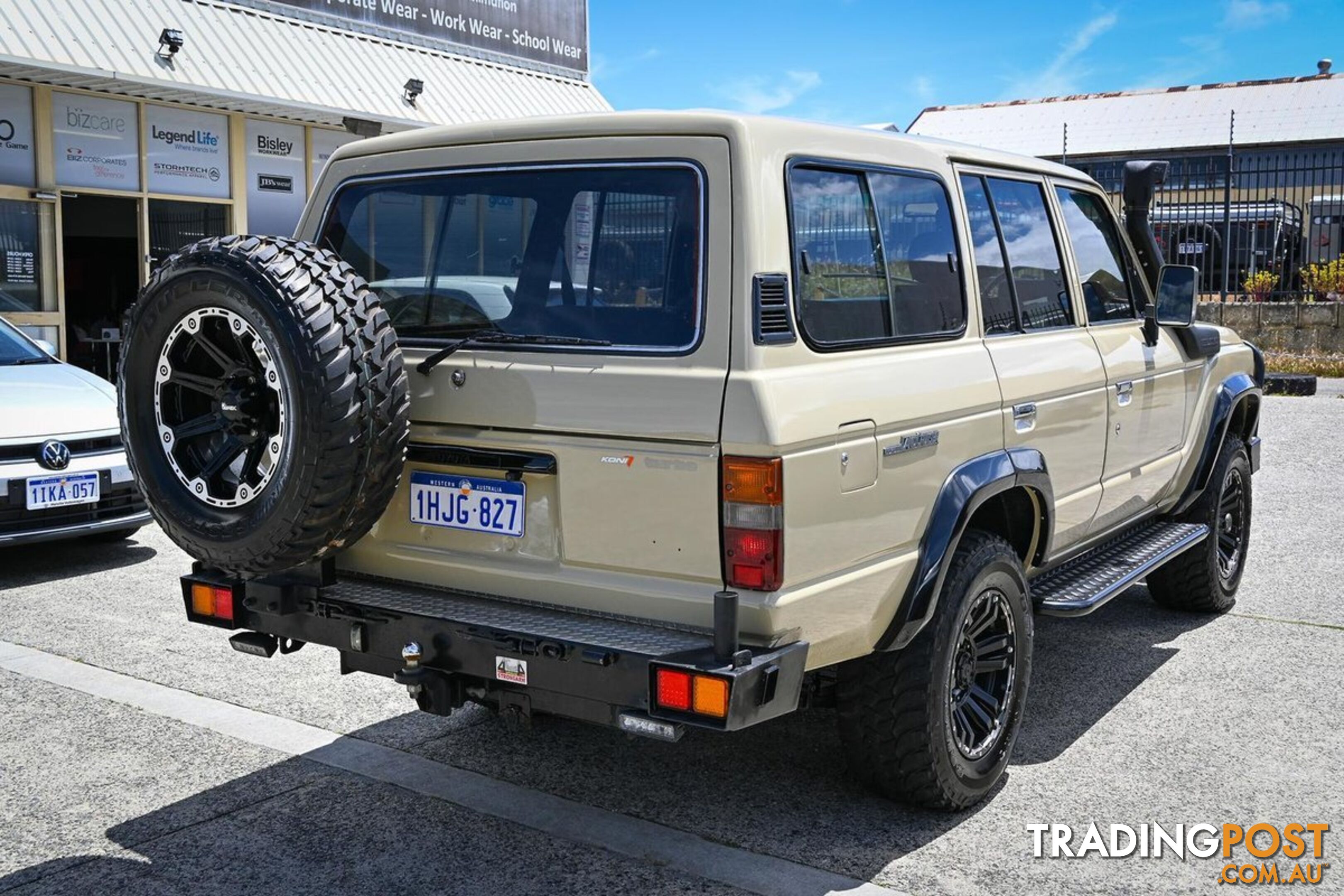 1983 TOYOTA LANDCRUISER DELUXE HJ60 SUV