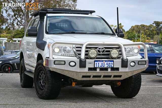 2013 TOYOTA LANDCRUISER SAHARA VDJ200R-MY12-4X4-CONSTANT SUV