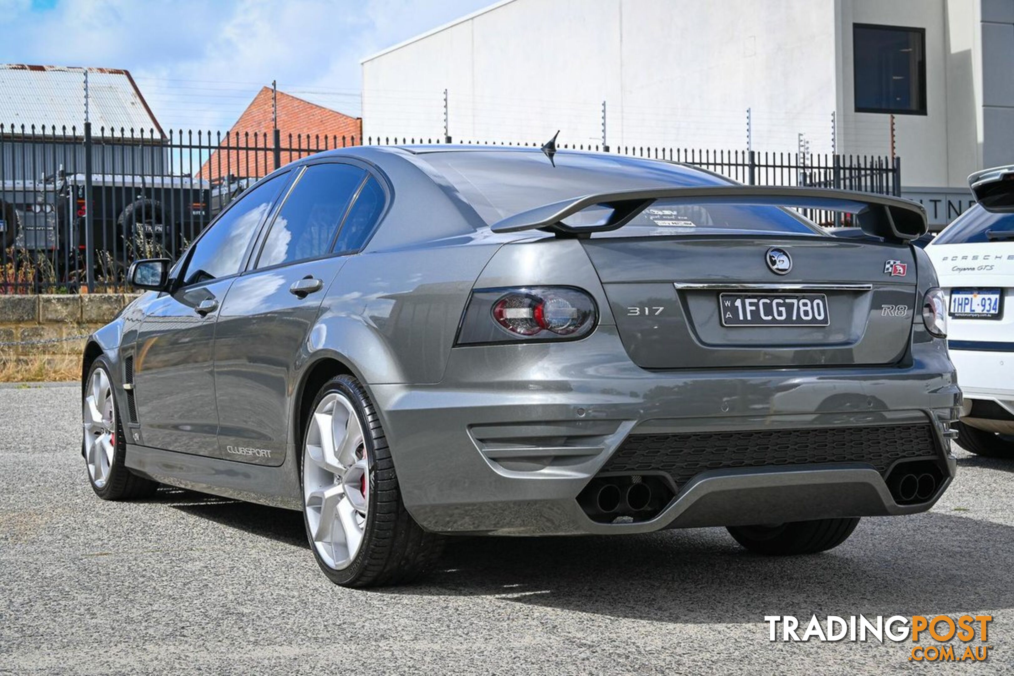 2010 HOLDEN-SPECIAL-VEHICLES CLUBSPORT R8 E-SERIES-2 SEDAN