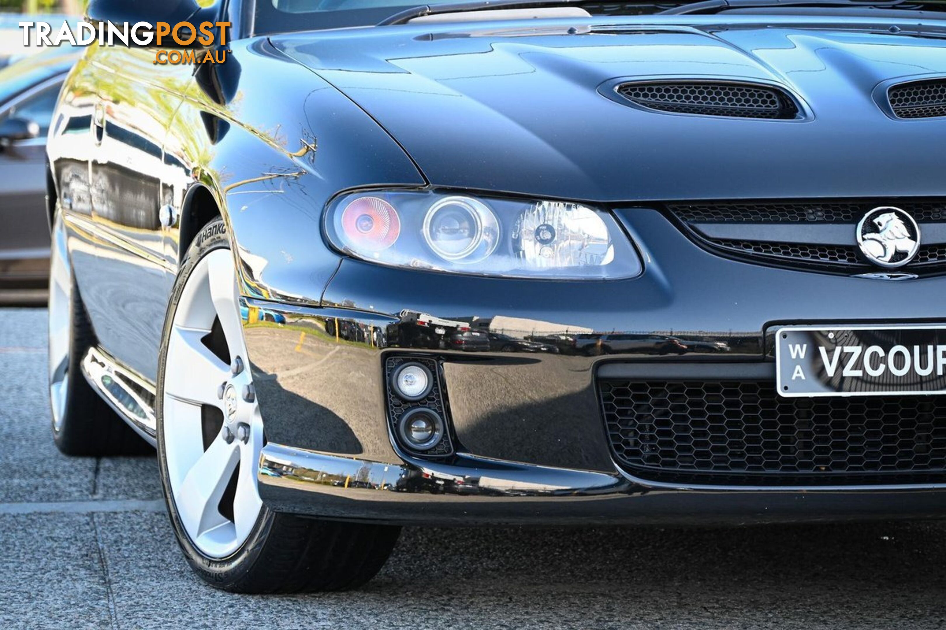 2004 HOLDEN MONARO CV8 VZ COUPE