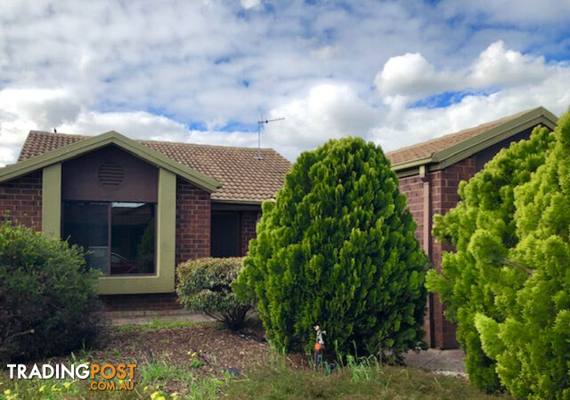 8 Shelter Close BLAKEVIEW SA 5114