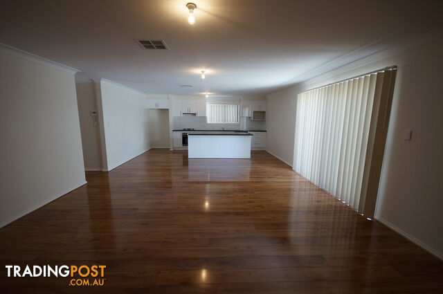 8C Dilton Street ELIZABETH NORTH SA 5113 - photo 4 of 14