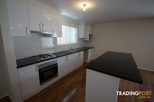 8C Dilton Street ELIZABETH NORTH SA 5113 - photo 2 of 14