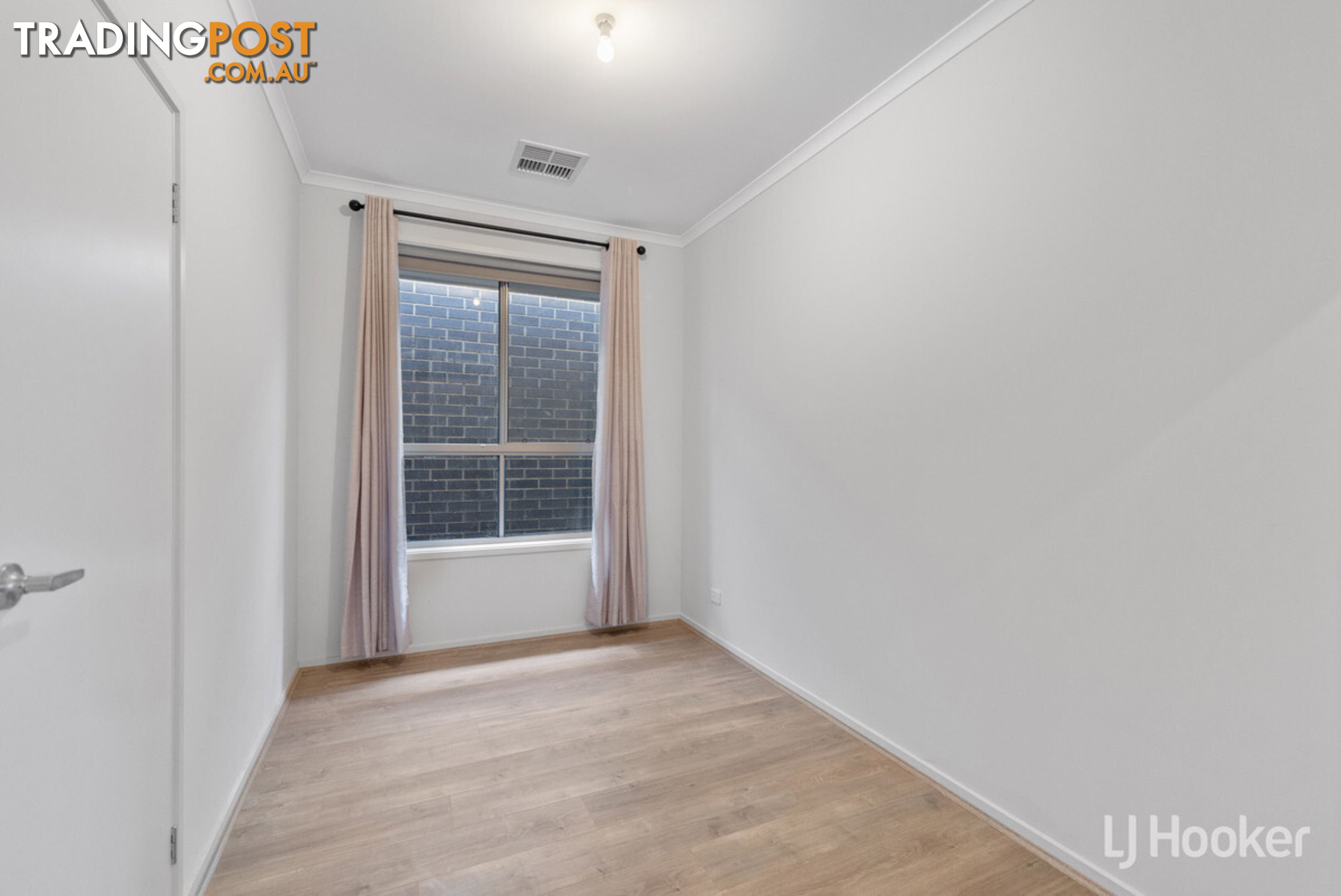 16 Lyle Street MUNNO PARA SA 5115