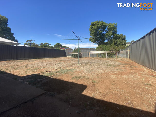 10 Rowe Street DAVOREN PARK SA 5113