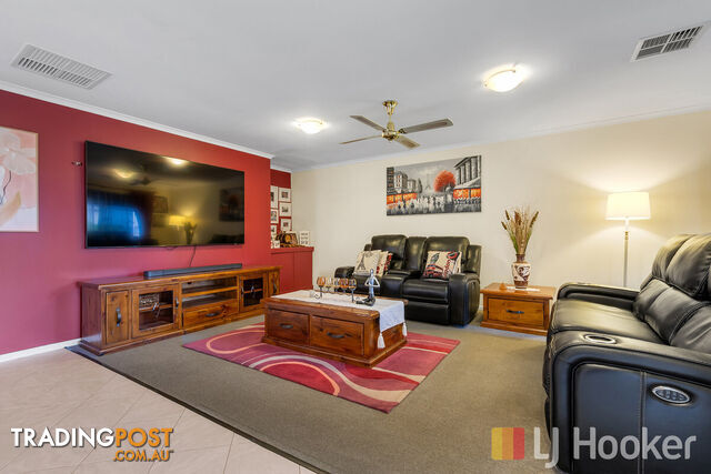 12 Somerset Grove CRAIGMORE SA 5114 - photo 4 of 25