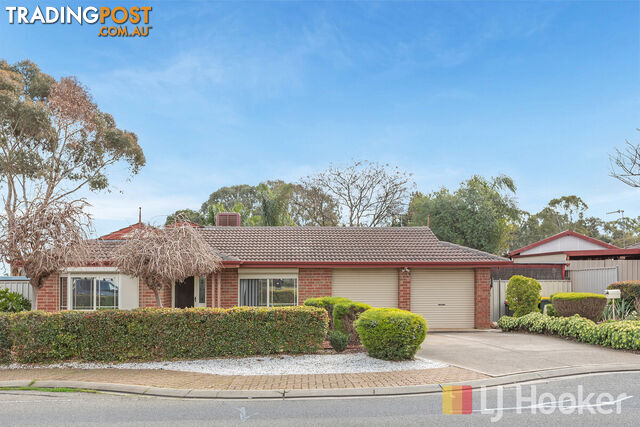 12 Somerset Grove CRAIGMORE SA 5114 - photo 2 of 25