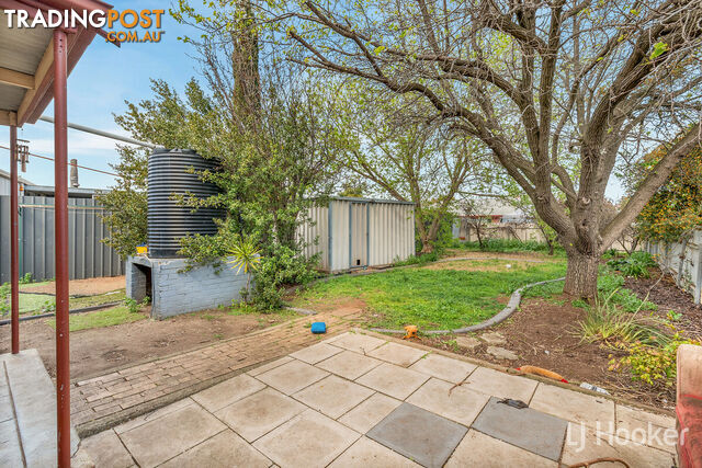 11 Whiteparish Road ELIZABETH NORTH SA 5113