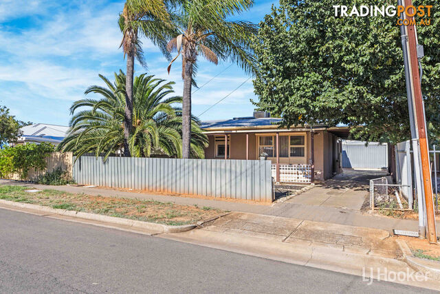 56 Mainwaring Crescent DAVOREN PARK SA 5113 - photo 2 of 25