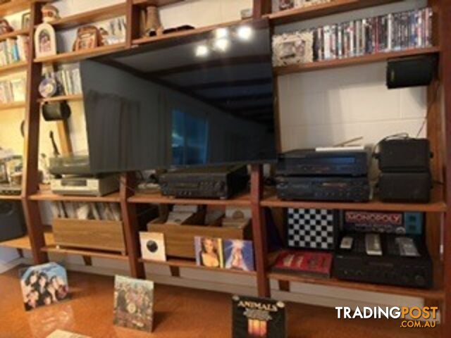 ex-DJ's Records & Hi-Fi equipment.