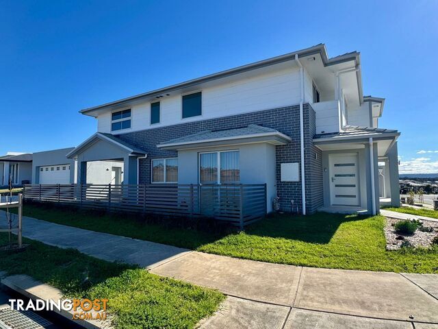 77 Gunyah Drive GLENMORE PARK NSW 2745