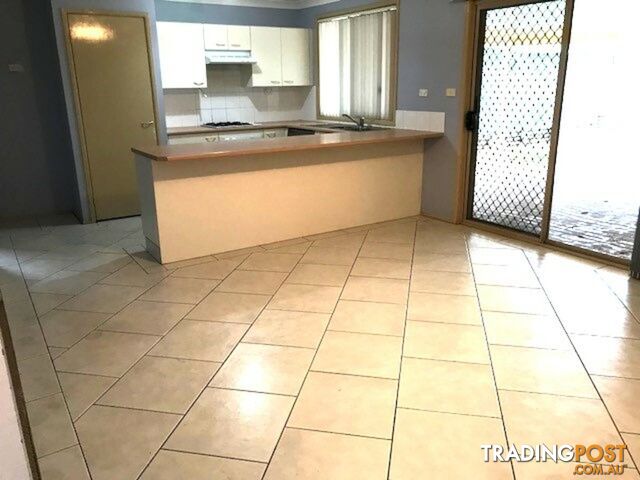18 Wittama Drive GLENMORE PARK NSW 2745 - photo 4 of 4