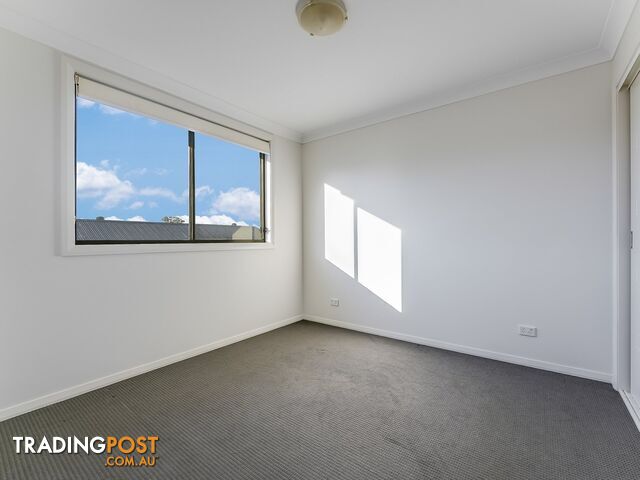 129a Glenmore Ridge Drive GLENMORE PARK NSW 2745 - photo 5 of 8