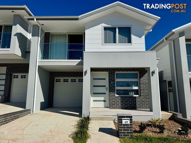 69 Gunyah Drive GLENMORE PARK NSW 2745