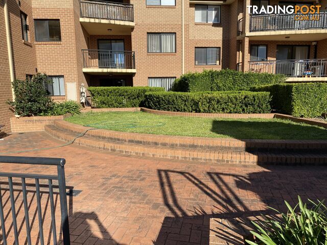 12/49 Dobson Crescent BAULKHAM HILLS NSW 2153