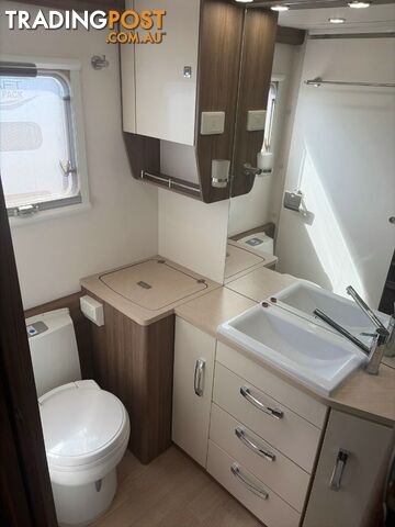 2015 JAYCO SILVERLINE 21.65-4 CARAVAN - photo 4 of 14