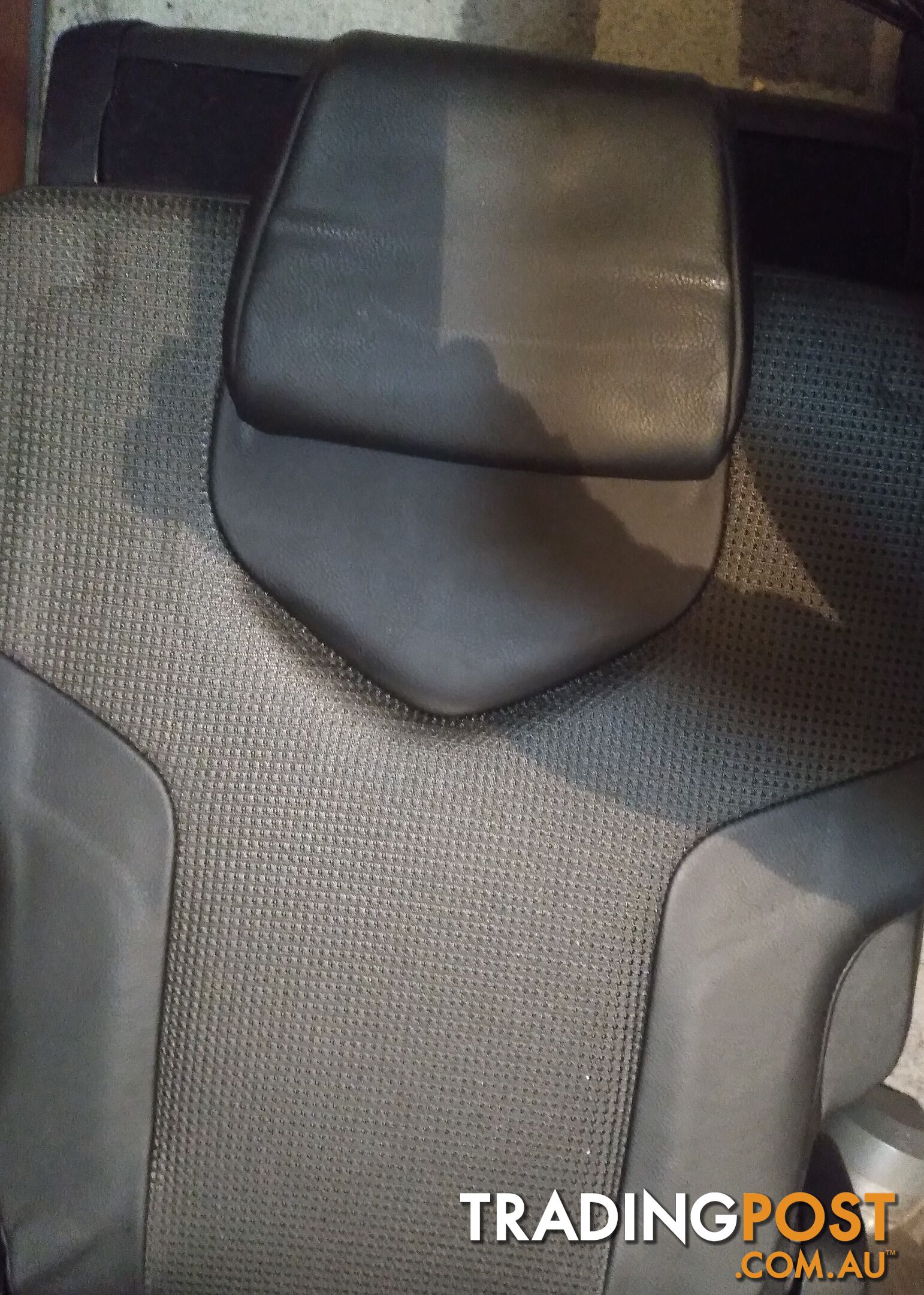 Peugeot 308 HDI SW 3rd Row Rear Seats (2 matching seats)