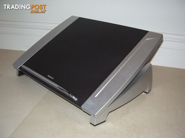 Fellowes Adjustable Laptop Riser