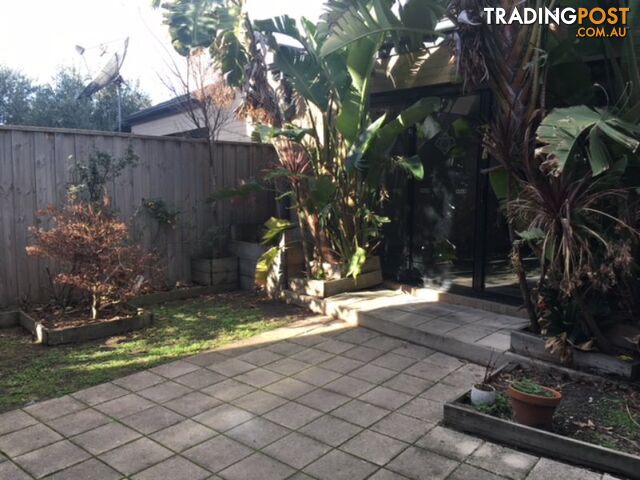 38 Botanic Drive CLAYTON SOUTH VIC 3169