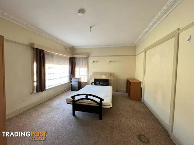 Room 1/1592 Dandenong Road HUNTINGDALE VIC 3166