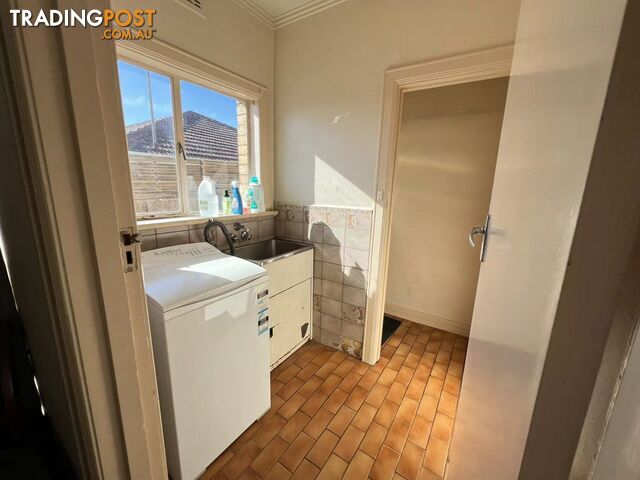 Room 1/1592 Dandenong Road HUNTINGDALE VIC 3166