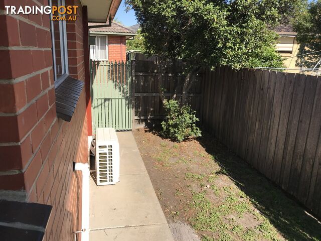 Unit 2/22 Browning Avenue CLAYTON SOUTH VIC 3169