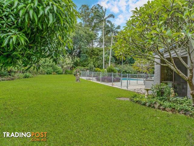 10 Avondale Place TALLAI QLD 4213